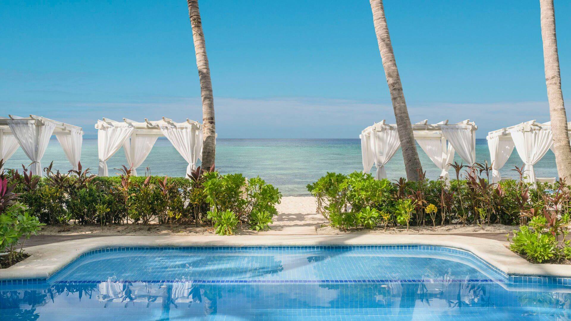 Nos vamos a Cozumel con este paquete imperdible vuelo redondo saliendo de CDMX directo a la isla, 3 noches de hospedaje todo incluido en Iberostar desde ,990 pesos por persona ¡Aplica verano!
