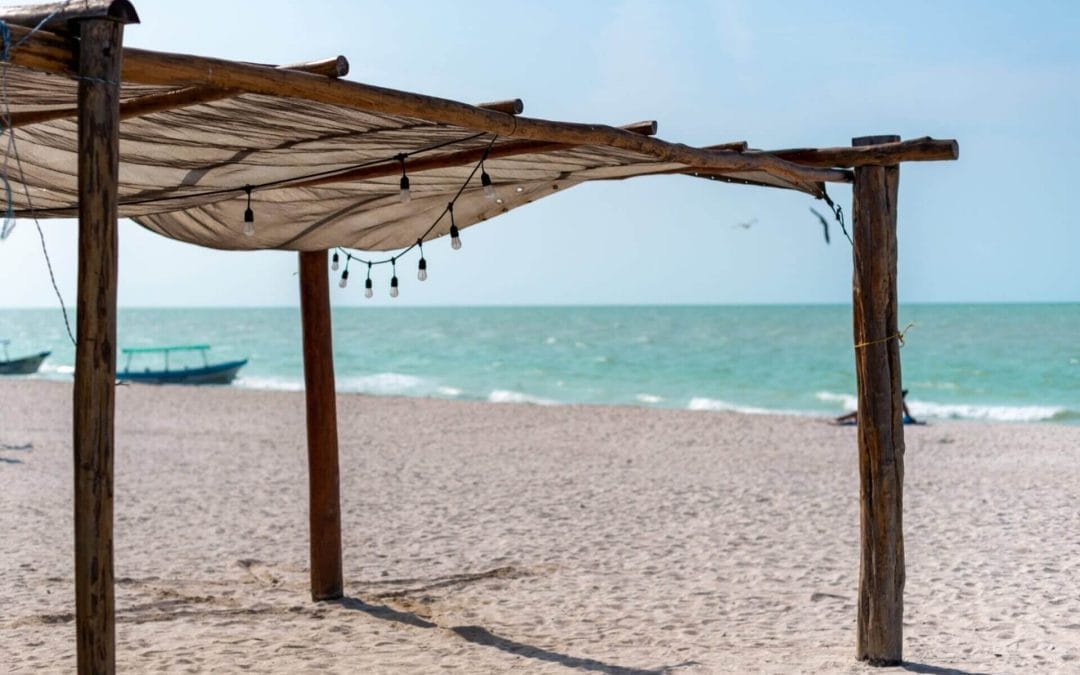 Cierran playas mexicanas por COVID-19 hasta el 30 de abril