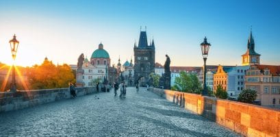 Travel & Joy backpackers