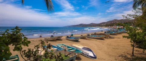 Paquete a Sayulita con vuelos redondos saliendo de varias ciudades y 4 noches de hospedaje en el Selina Sayulita de 4* desde ,941 pesos por persona. ¡Aplica en fin de semana!