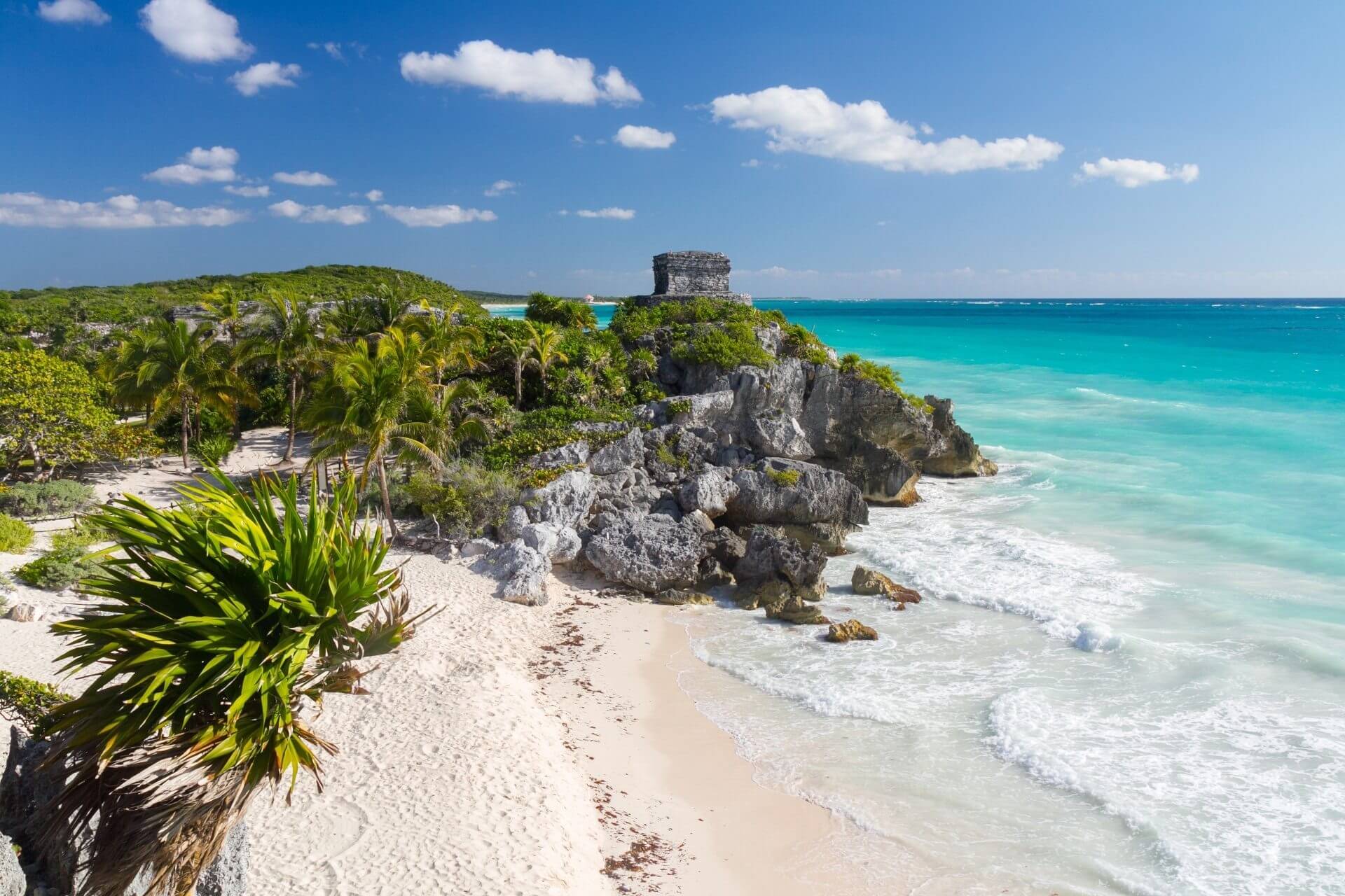 Tulum por 7 días con vuelos redondos saliendo de varias ciudades, hospedaje y desayunos desde ,992 Pesos por persona