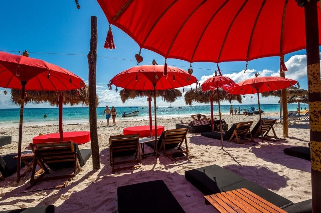 ¡Glamping en la Riviera Maya! Vuelos y estadía durante 6 días saliendo de varias ciudades desde ,668 Pesos p/p ¡Incluye desayunos! ¡Aplica Verano!