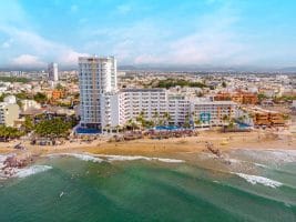 4 días en Mazatlán en Pacific Palace Beach Tower