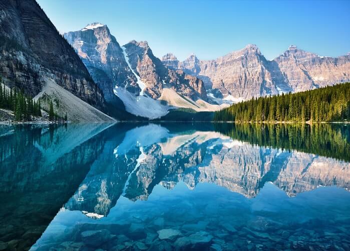 Canadá anuncia que recibirá turistas extranjeros