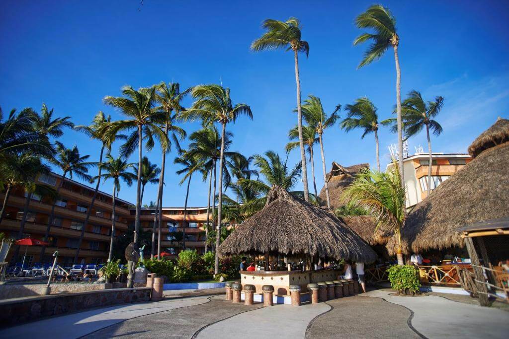 Hospedaje en Puerto Vallarta 4 estrellas todo incluido desde ,395 pesos por noche por persona