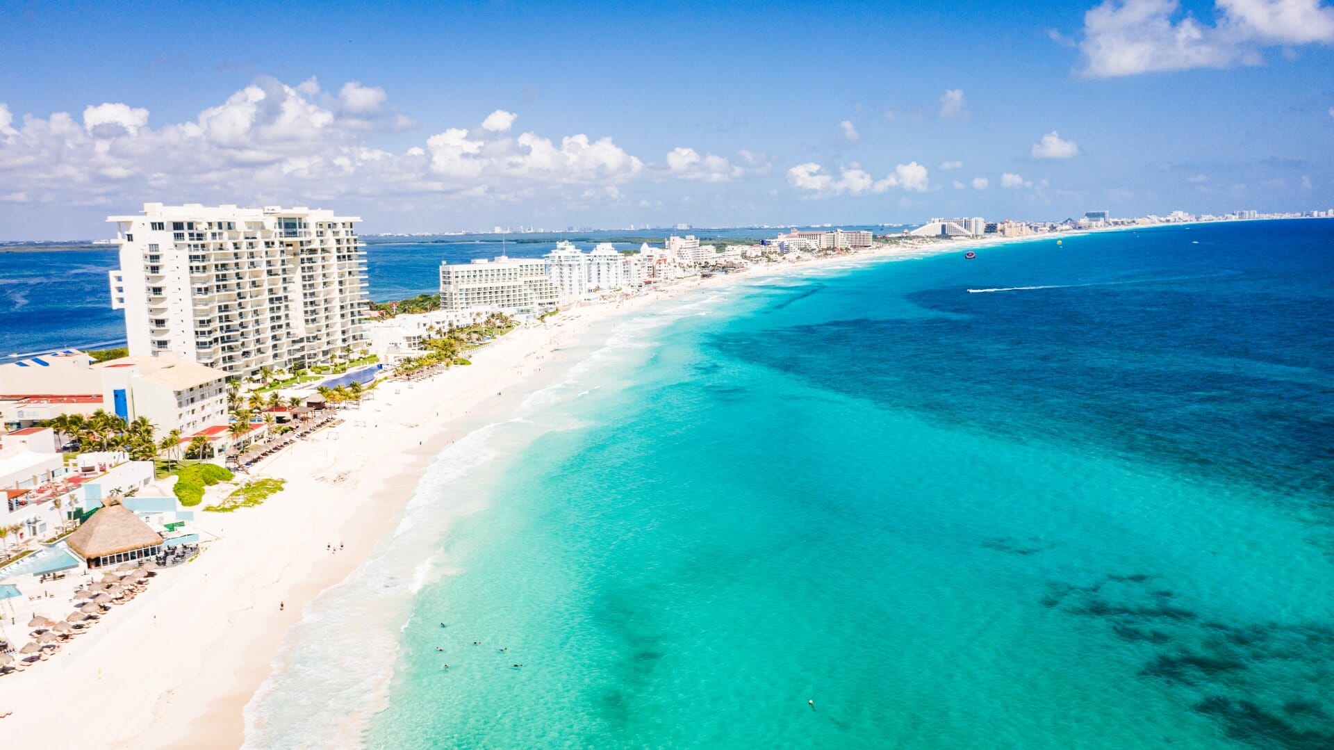 Hotel NYX Cancun