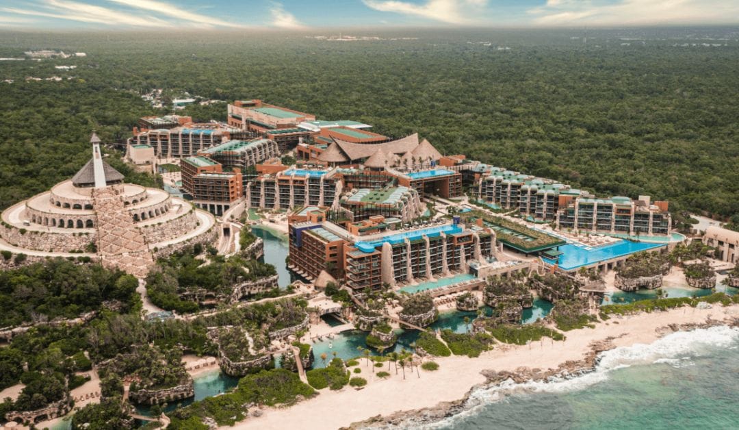 Xcaret México o Xcaret Arte – ¡TODO INCLUIDO! – Traslados y ¡ENTRADAS A TODOS LOS PARQUES XCARET! desde $4,590  MXN por persona por noche.
