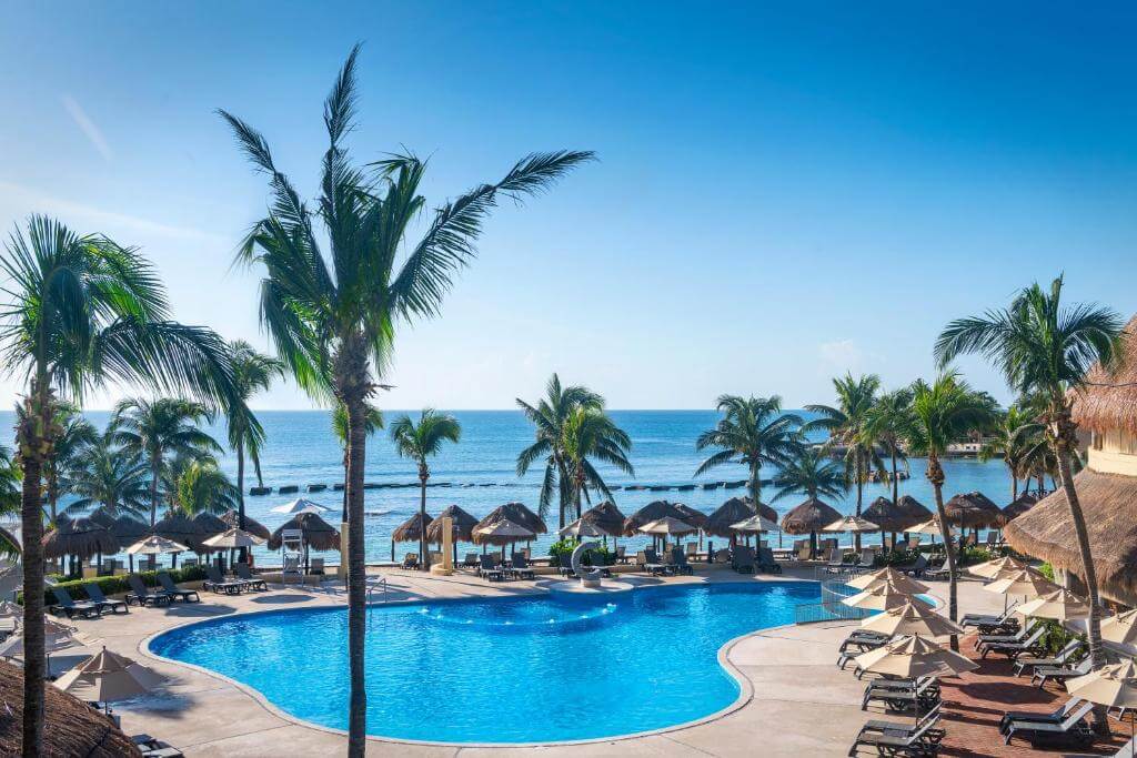 Catalonia Yucatan Beach