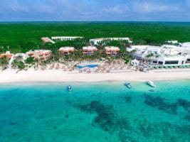 4 días en Grand Oasis Tulum Riviera todo incluido con vuelos