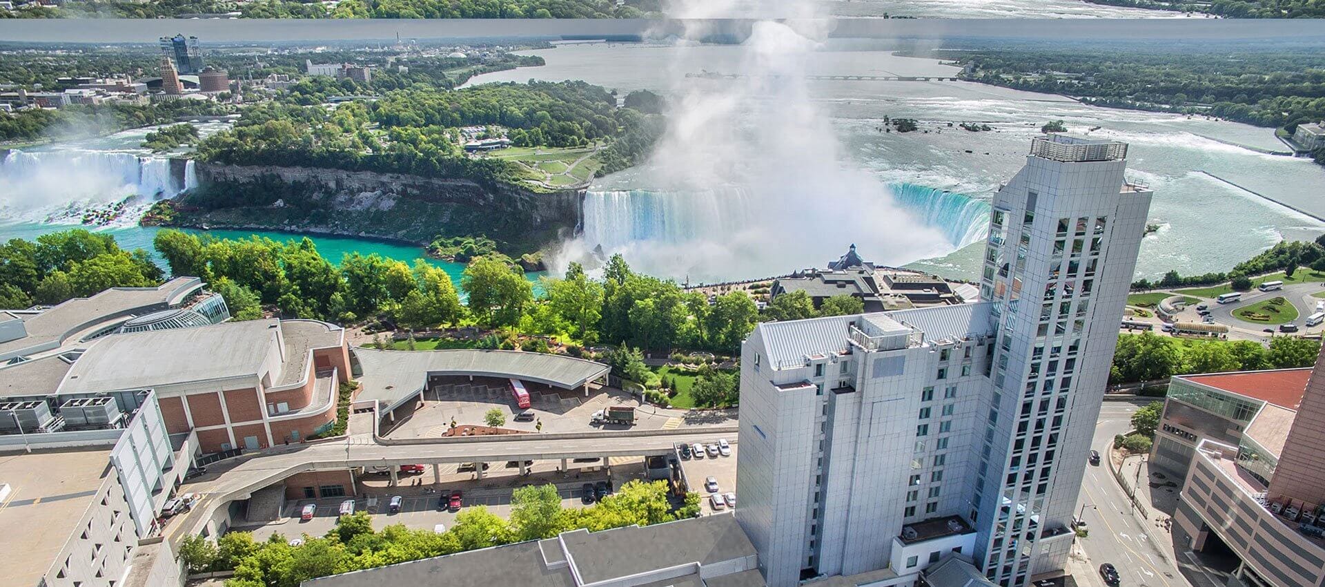 Oakes Hotel Overlooking the Falls